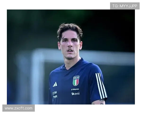 足球明星在逆境中重生的传奇故事与伤痛背后的坚持与梦想 足球明星在逆境中重生的传奇故事与伤痛背后的坚持与梦想