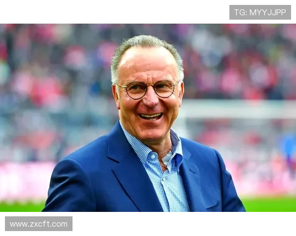 某足球明星因压力过大导致掉发引发粉丝热议与关心 某足球明星因压力过大导致掉发引发粉丝热议与关心